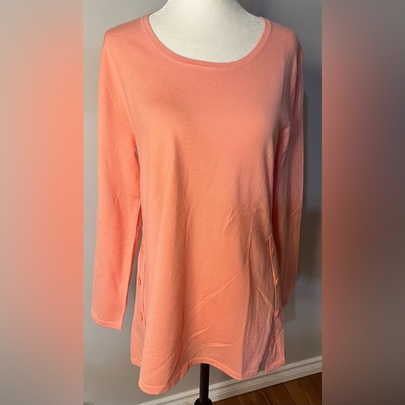 NWT Venetian Sweater in Peach w/ Large Buttons !! - Picture 7 of 12